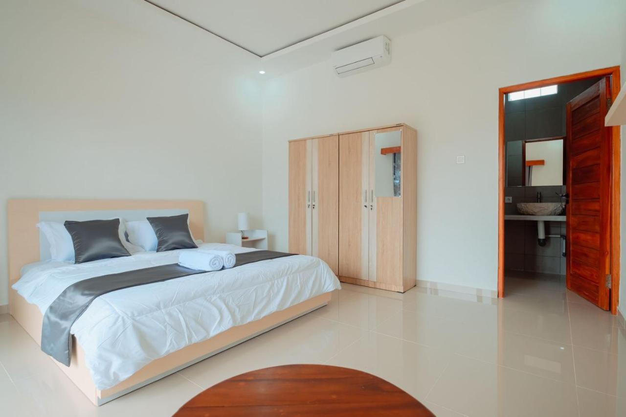 Merpati Villa Uluwatu Ungasan  Exterior photo