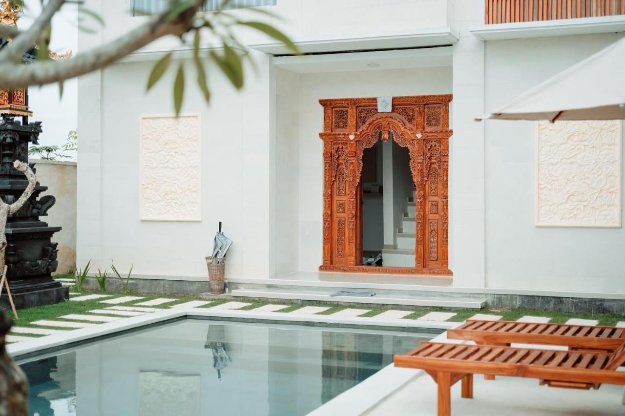 Merpati Villa Uluwatu Ungasan  Exterior photo