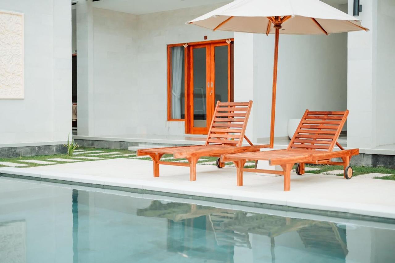 Merpati Villa Uluwatu Ungasan  Exterior photo