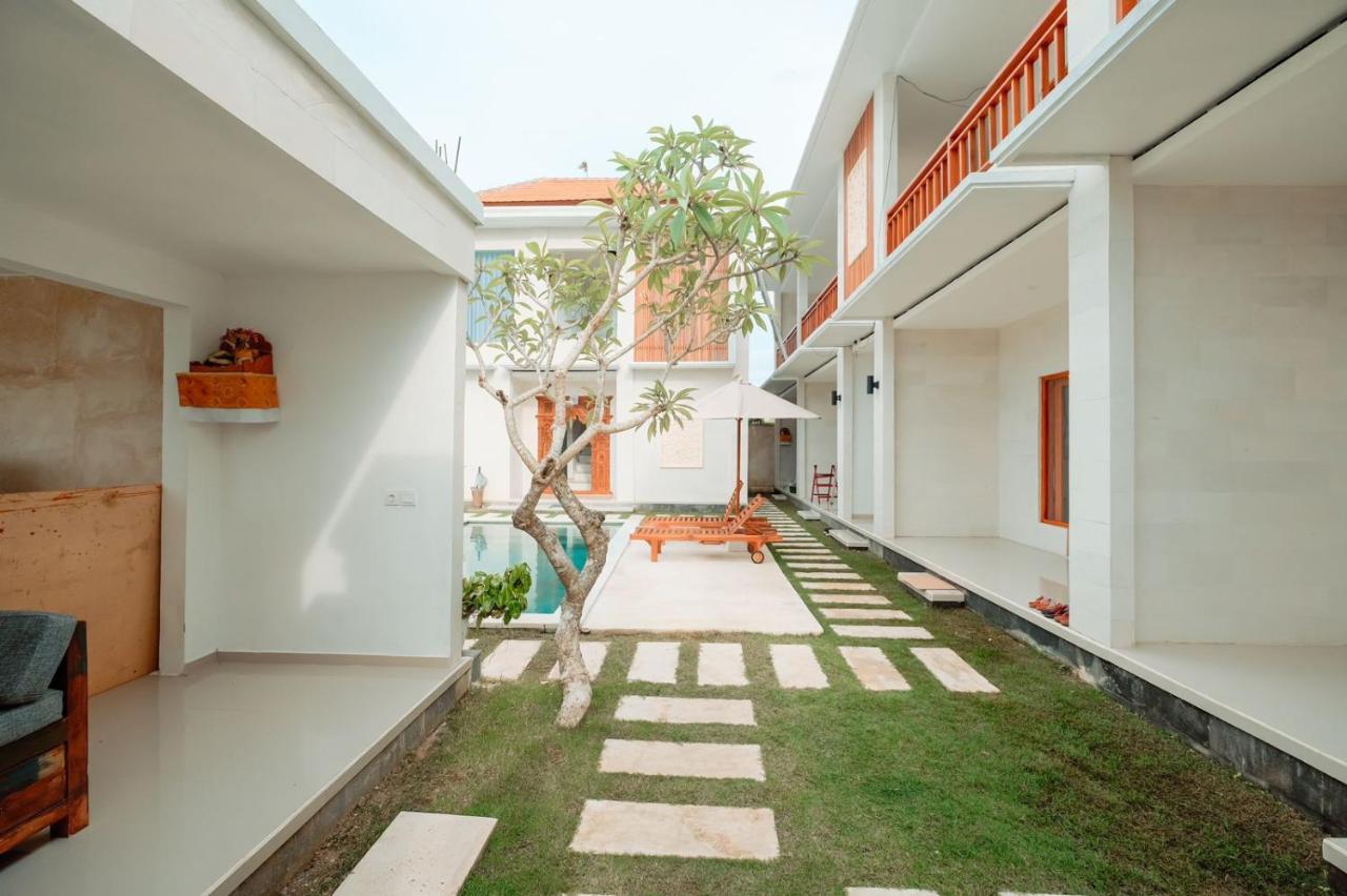 Merpati Villa Uluwatu Ungasan  Exterior photo
